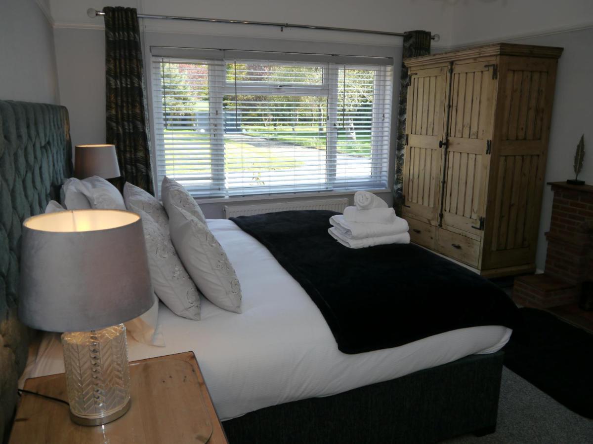 South View Country House Sleeps 12 - Hot Tub - Views Henley-in-Arden Dış mekan fotoğraf